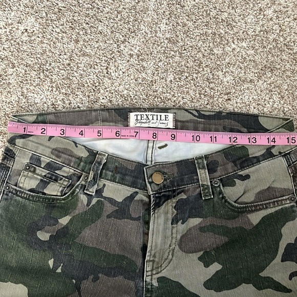 ELIZABETH & JAMES Ozzy Camo Skinny Jeans {C31} - Picture 10 of 11